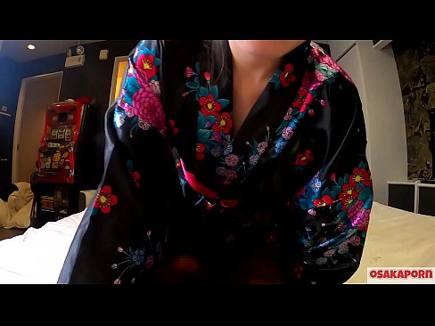 ❤️ Ung cosplay-jente elsker sex til orgasme med en sprut i en hestekvinne og en blowjob. Asiatisk jente med hårete fitte og vakre pupper i tradisjonell japansk drakt i amatørvideo som viser onani med jævla leker. Sakura 3 OSAKAPORN. Russisk porno hos oss